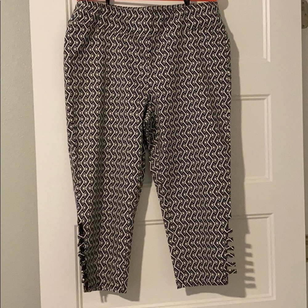 Stretch Capris